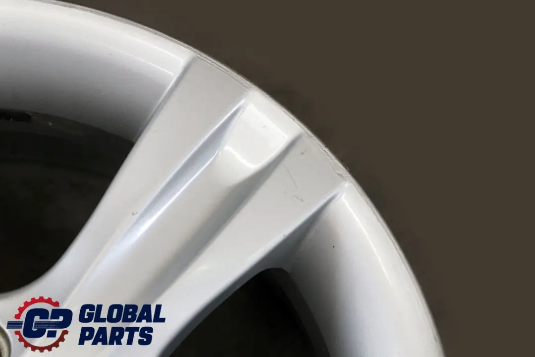 hinten Alu Felge Alufelge 17" Sternspeiche 262 7,5J ET:47 für BMW 1 er E81 E82 E87 mit Teilenummer 6779793 BMW 1 er E81 E82 E87 hinten Alu Felge Alufelge 17" Sternspeiche 262 7,5J ET:47 - SKU 6779793-1 - Teilenummer 6779793