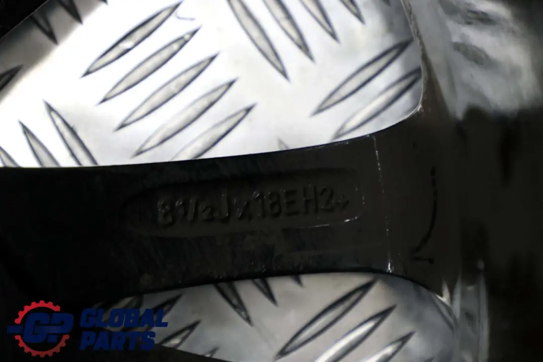 BMW 1 er E81 E82 E87 E88 Hinten Alufelge Alu Felge 18" ET:52 8,5J W-Speiche 263 - SKU 6779797-1 - Teilenummer 6779797