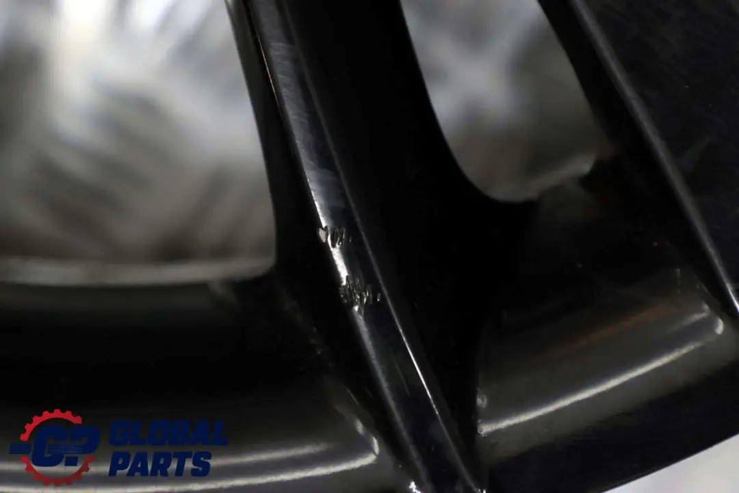 Hinten Alufelge Alu Felge 18" ET:52 8,5J W-Speiche 263 für BMW 1 er E81 E82 E87 E88 mit Teilenummer 6779797 BMW 1 er E81 E82 E87 E88 Hinten Alufelge Alu Felge 18" ET:52 8,5J W-Speiche 263 - SKU 6779797-1 - Teilenummer 6779797