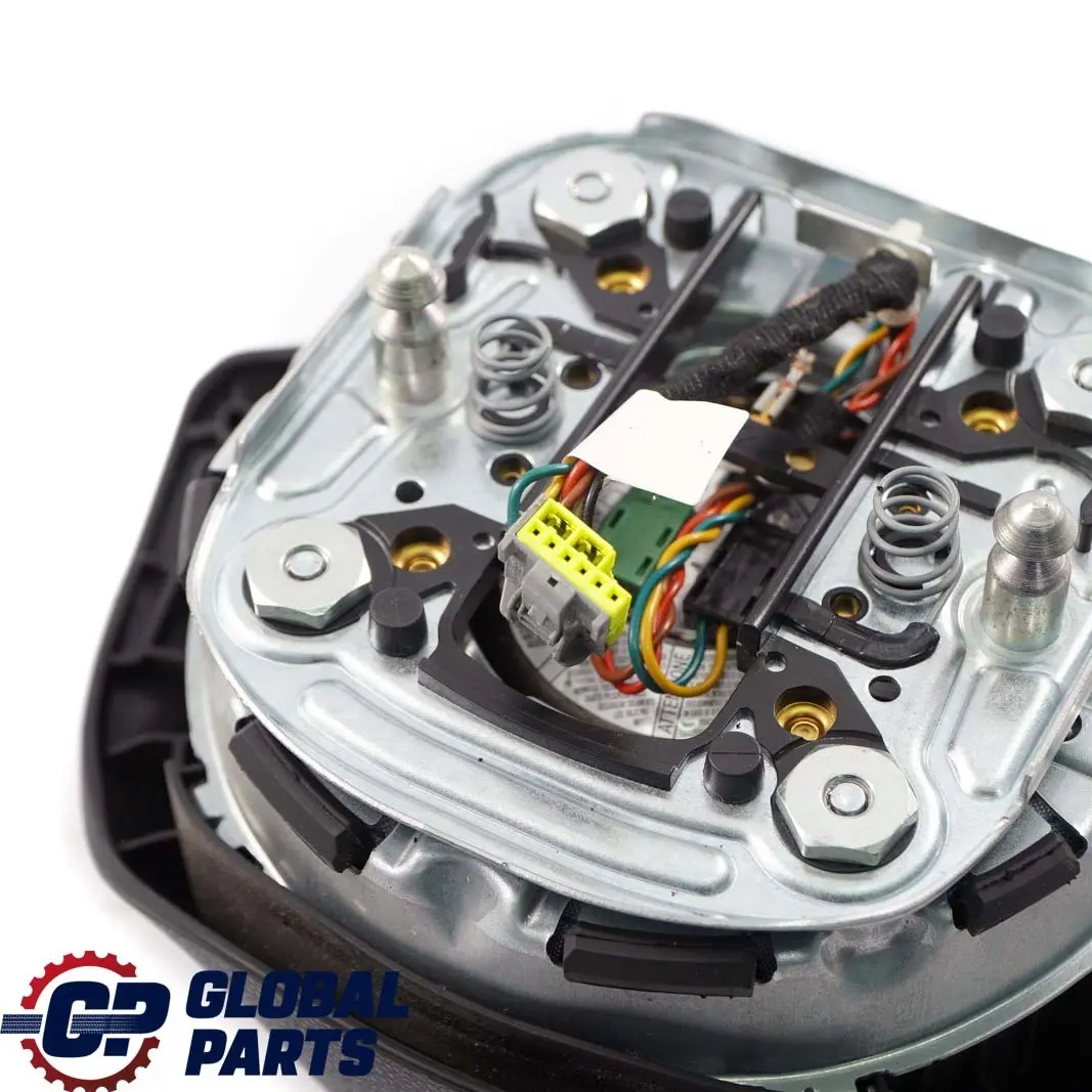 Driver's Side Steering Wheel Air Module Bag to BMW 1 Series E81 E82 E87 with Part number 6779828 BMW 1 Series E81 E82 E87 Driver's Side Steering Wheel Air Module Bag - SKU 6779828 - Part number 6779828