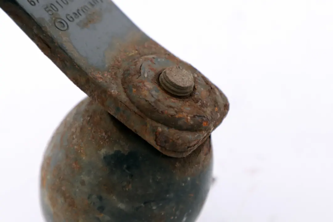 M57N2 Amortisseur Vibrations 6773193 pour BMW E90 E91 E92 E93 Diesel à propos du numéro de pièce 6780134 BMW E90 E91 E92 E93 Diesel M57N2 Amortisseur Vibrations 6773193 - SKU 6780134 - Numéro de pièce 6780134