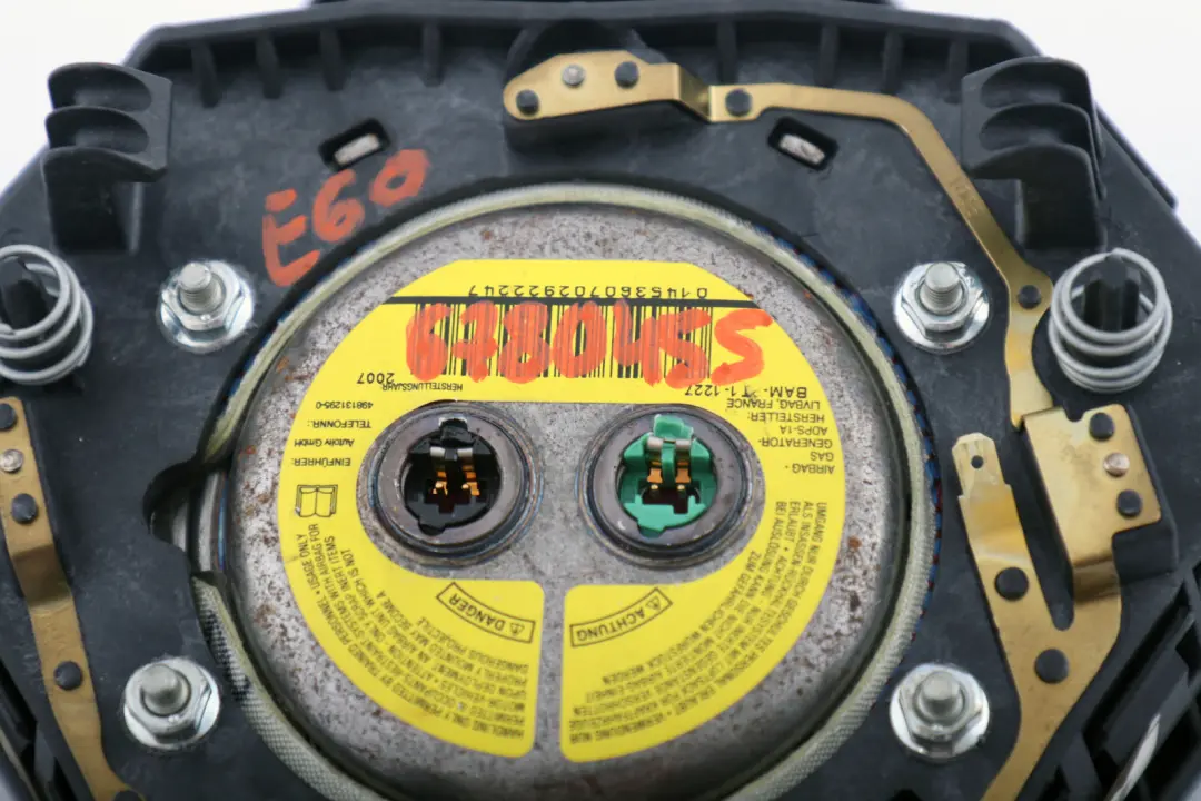 Poduszka Powietrzna Kierownicy do BMW E60 E61 o numerze 6780455 BMW E60 E61 Poduszka Powietrzna Kierownicy - SKU 6780455 - Numer Części 6780455