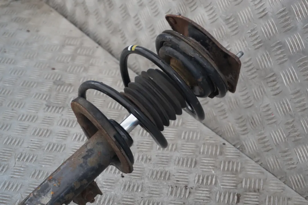 116PS Molla Sospensioni Anteriore Destro per Mini R52 Cabrio W10 1.6 con numero di parte 6780474 Mini R52 Cabrio W10 1.6 116PS Molla Sospensioni Anteriore Destro - SKU 6780474-1 - Numero di parte 6780474