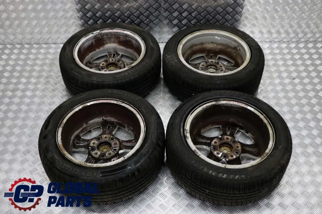 BMW E90 E91 Komplettes 4x Rad Alufelgen mit Reifen 205/55 16" Doppelspeiche 268 - SKU 6780907 - Teilenummer 6780907