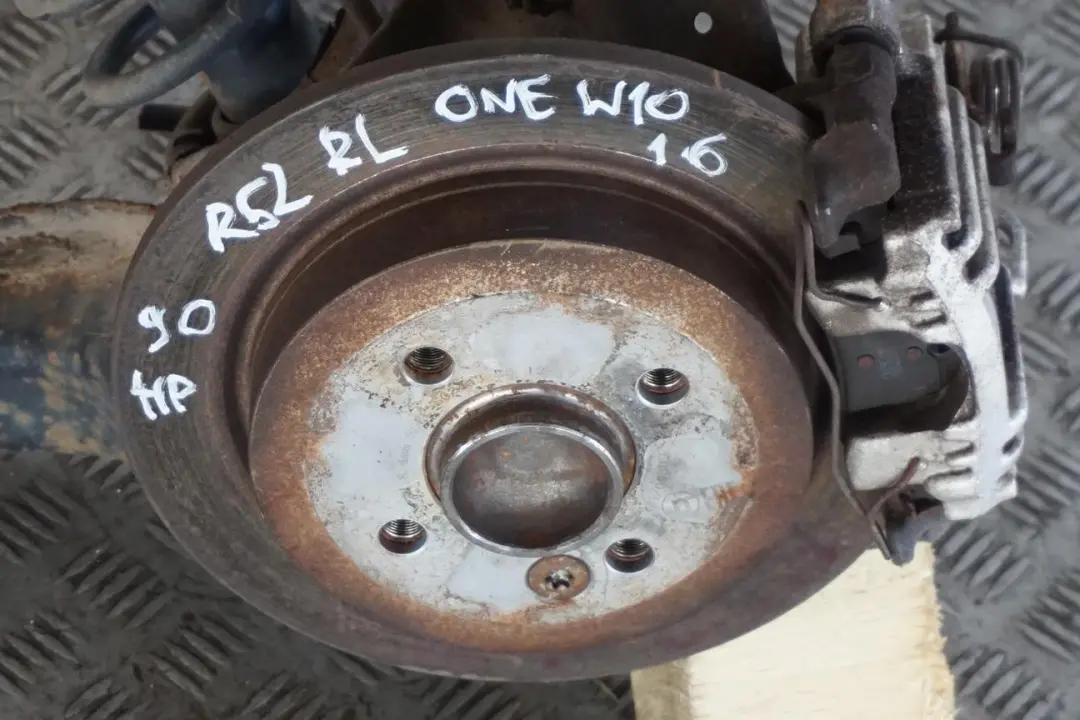 Trasero Izquierdo Pata Freno Suspension Buje para Mini R52 Cabrio One W10 1.6 90 cv con número de pieza 6781135 Mini R52 Cabrio One W10 1.6 90 cv Trasero Izquierdo Pata Freno Suspension Buje - SKU 6781135-3 - Número de pieza 6781135