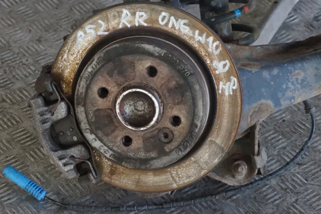 Mini R52 Cabrio Cooper One W10 1.6 Rear Right O/S Leg Brake Suspension Hub - SKU 6781135 - Part number 6781135
