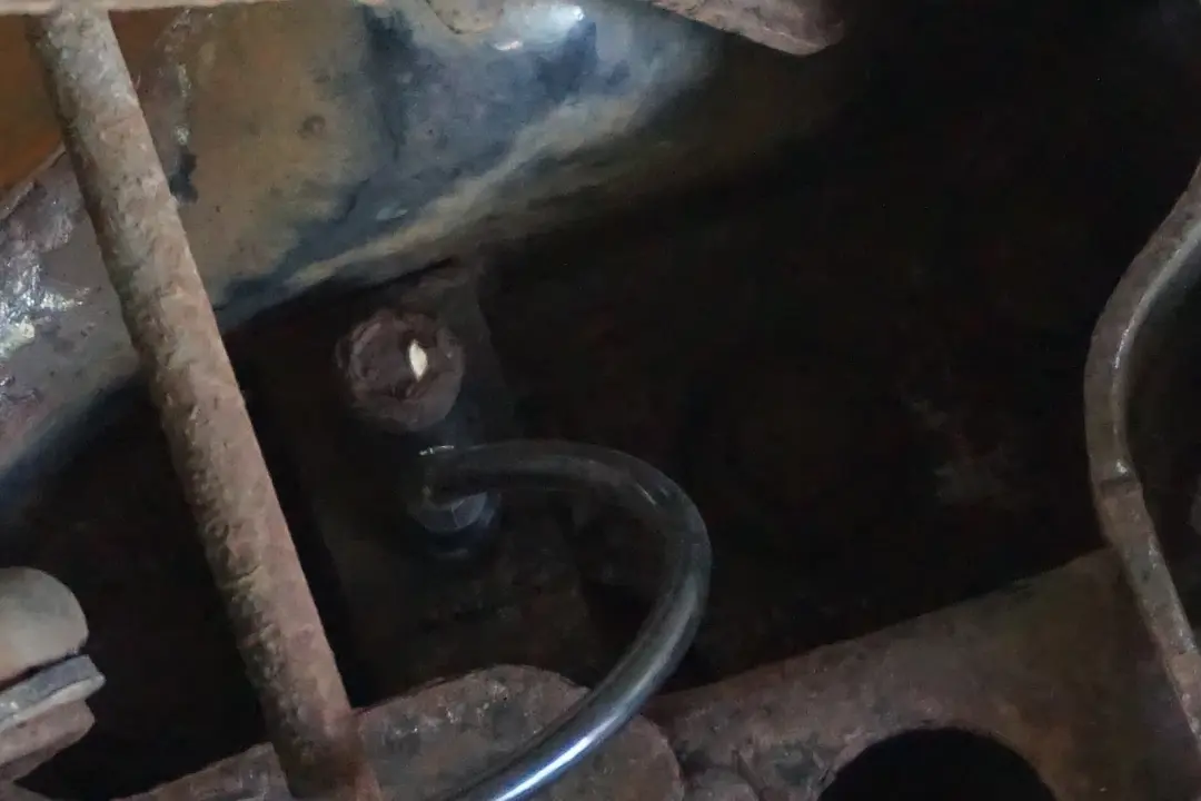 116HP Zwrotnica amortyzator prawy do MINI R52 1.6 o numerze 6781135 MINI R52 1.6 116HP Zwrotnica amortyzator prawy - SKU 6781135 - Numer Części 6781135