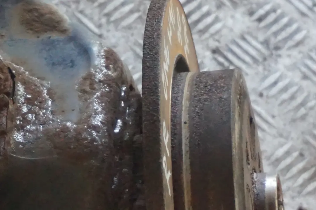 Längslenker hinten rechts für BMW Mini R52 Cabrio Cooper One W10 1.6 mit Teilenummer 6781135 BMW Mini R52 Cabrio Cooper One W10 1.6 Längslenker hinten rechts - SKU 6781135 - Teilenummer 6781135