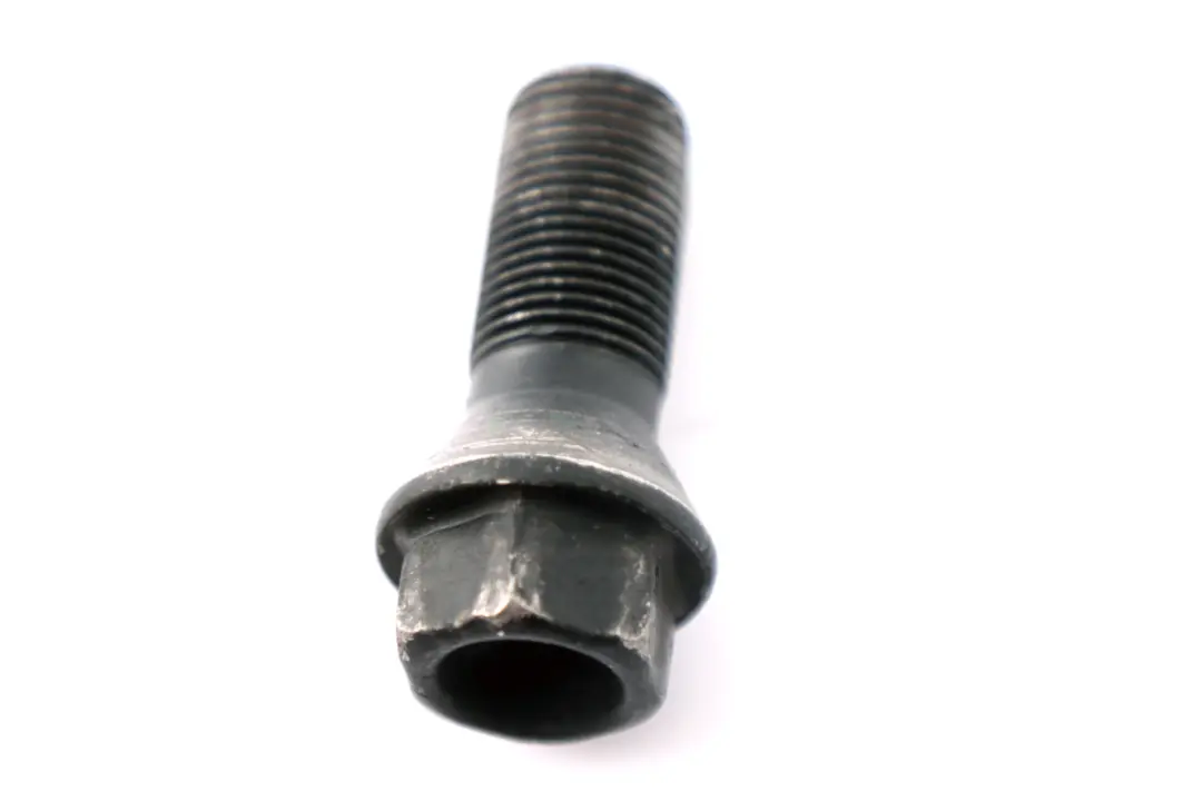 Perno de Rueda Rosca Negra BMW F10 F20 F21 F30 F80 LCI - SKU 6781151 - Número de pieza 6781151