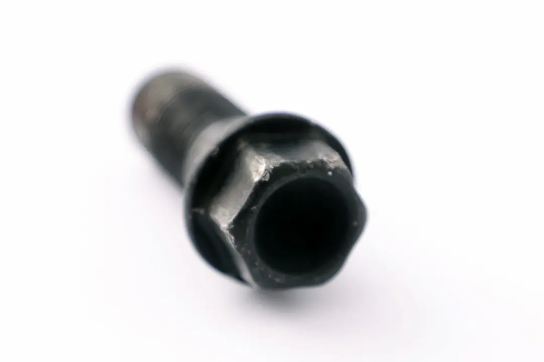 Boulon de roue Filetage noir BMW F10 F20 F21 F30 F80 LCI - SKU 6781151 - Numéro de pièce 6781151