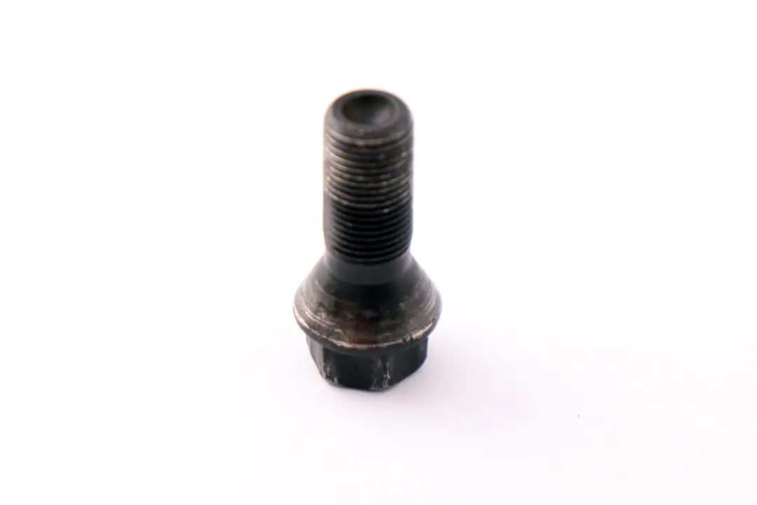 Boulon de roue Filetage noir BMW F10 F20 F21 F30 F80 LCI - SKU 6781151 - Numéro de pièce 6781151