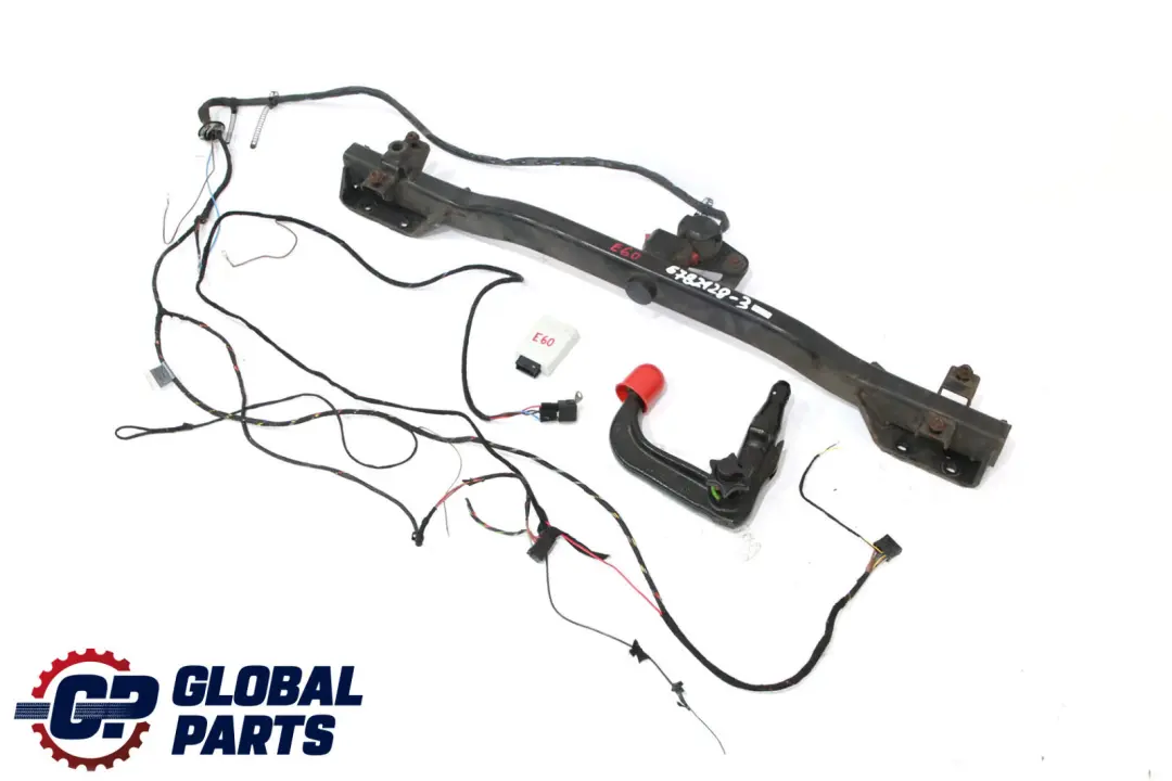 BMW 5 Series E60 E61 Towing Hitch Towbar Tow Bar Trailer Hook Module - SKU 6782128-3 - Part number 6782128