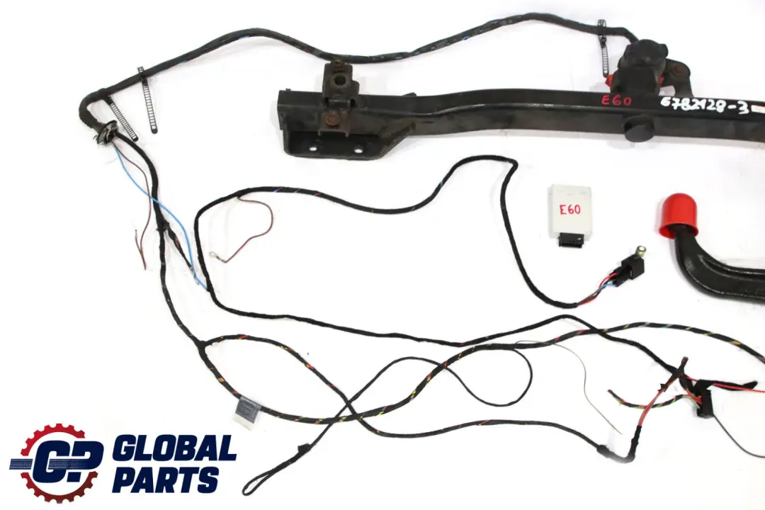 Towing Hitch Towbar Tow Bar Trailer Hook Module to BMW 5 Series E60 E61 with Part number 6782128 BMW 5 Series E60 E61 Towing Hitch Towbar Tow Bar Trailer Hook Module - SKU 6782128-3 - Part number 6782128