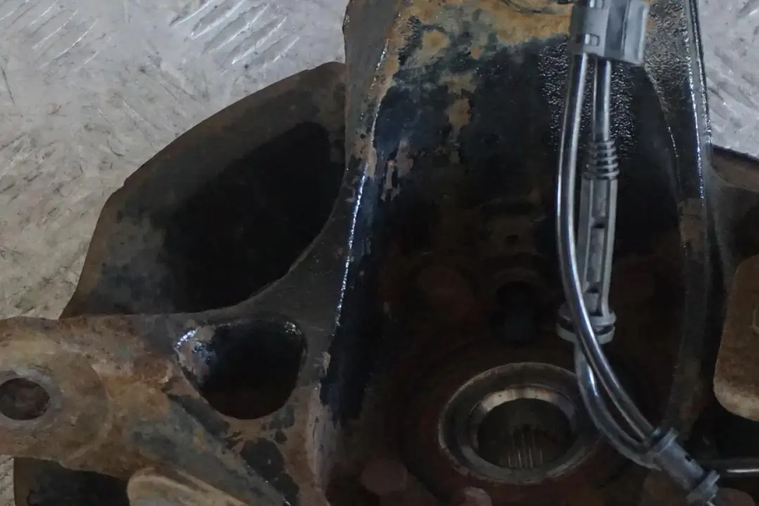 N47N Zwrotnica amortyzator lewy do MINI R56 One D o numerze 6782211 MINI R56 One D N47N Zwrotnica amortyzator lewy - SKU 6782211 - Numer Części 6782211