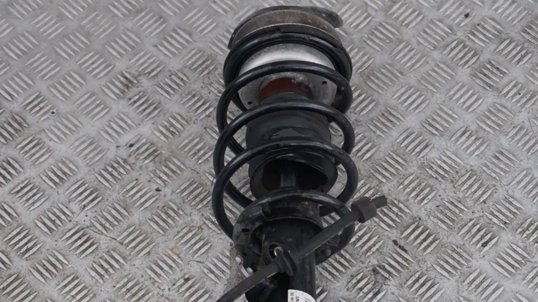 BMW 3 Series E93 320i N43 Front Left N/S Spring Strut Leg Brake Suspension Hub - SKU 6782329-1 - Part number 6782329