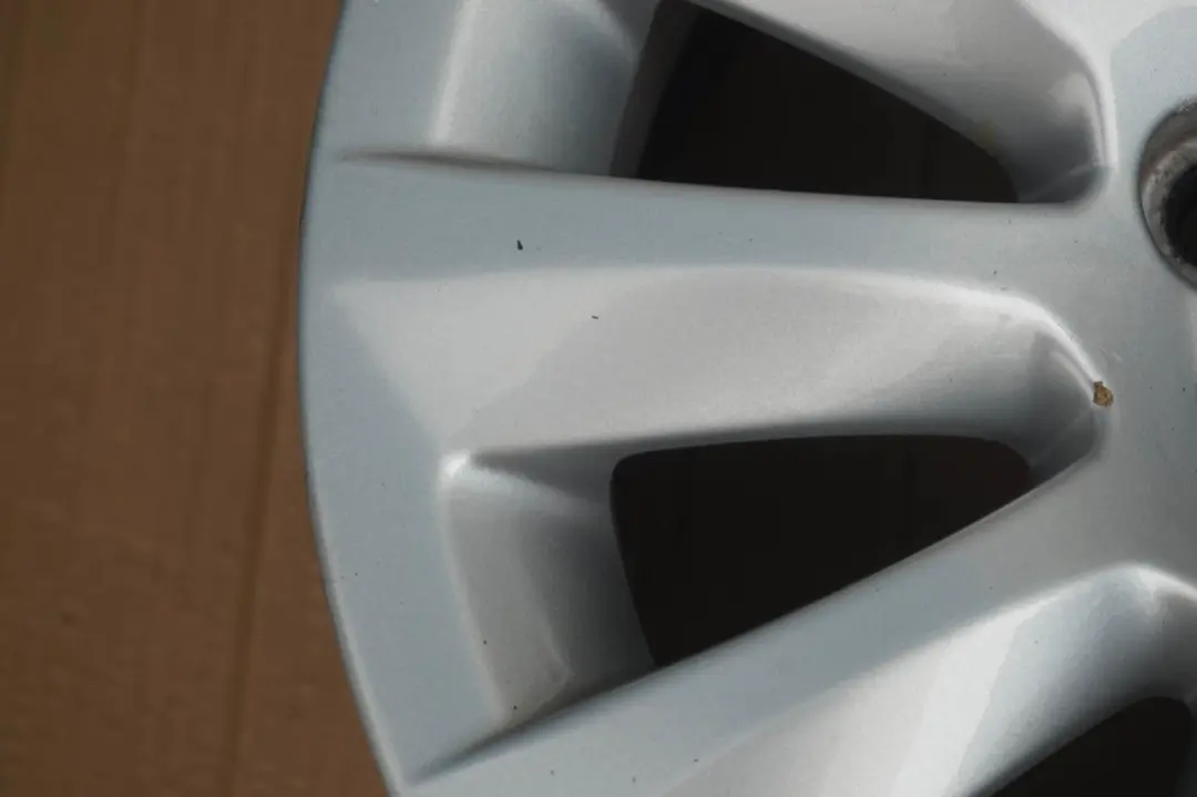 Alloy Wheel Rim 16" Multi Spoke 282 ET:31 7J to BMW 3 Series E90 E91 with Part number 6783628 BMW 3 Series E90 E91 Alloy Wheel Rim 16" Multi Spoke 282 ET:31 7J - SKU 6783628 - Part number 6783628