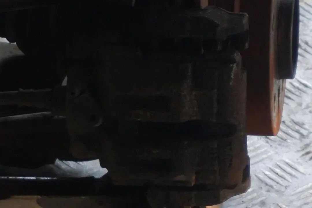 Break 320d N47N 184PS L'Arbre De Sortie Pivotement Arriere Gauche pour BMW 3 E91 LCI à propos du numéro de pièce 6783653 BMW 3 E91 LCI Break 320d N47N 184PS L'Arbre De Sortie Pivotement Arriere Gauche - SKU 6783653-4 - Numéro de pièce 6783653