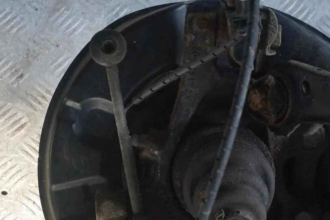 N47N Zwrotnica amortyzator 184HP do BMW E91 LCI 320d o numerze 6783653 BMW E91 LCI 320d N47N Zwrotnica amortyzator 184HP - SKU 6783653-4 - Numer Części 6783653