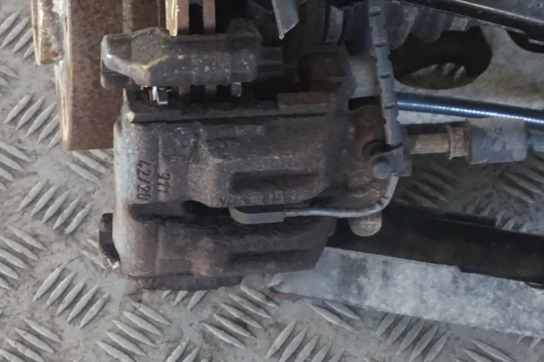 BMW E90 LCI 318I N43 Hinterachs Federbein Brems Aufhängung Rechts - SKU 6783654-1 - Teilenummer 6783654