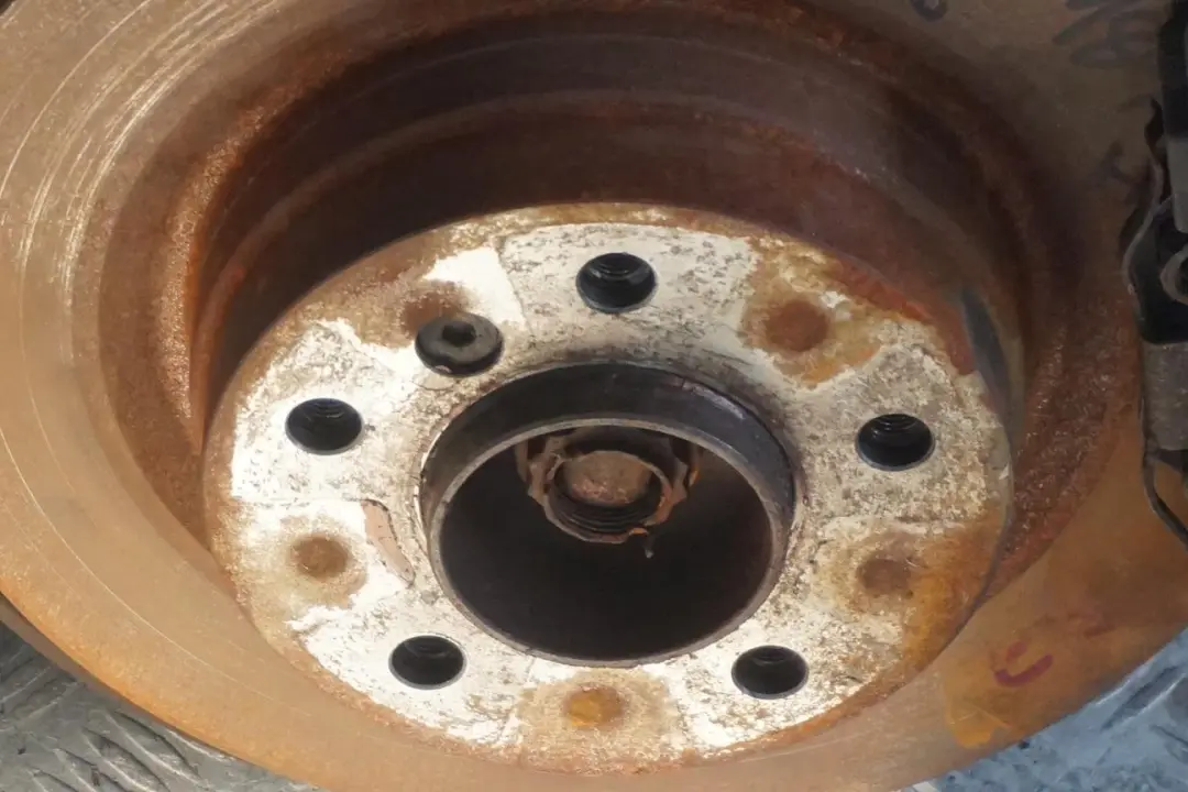 BMW E91 LCI 320d N47N Trasero Derecho Suspension Pierna Rueda Freno Disco - SKU 6783654-4 - Número de pieza 6783654
