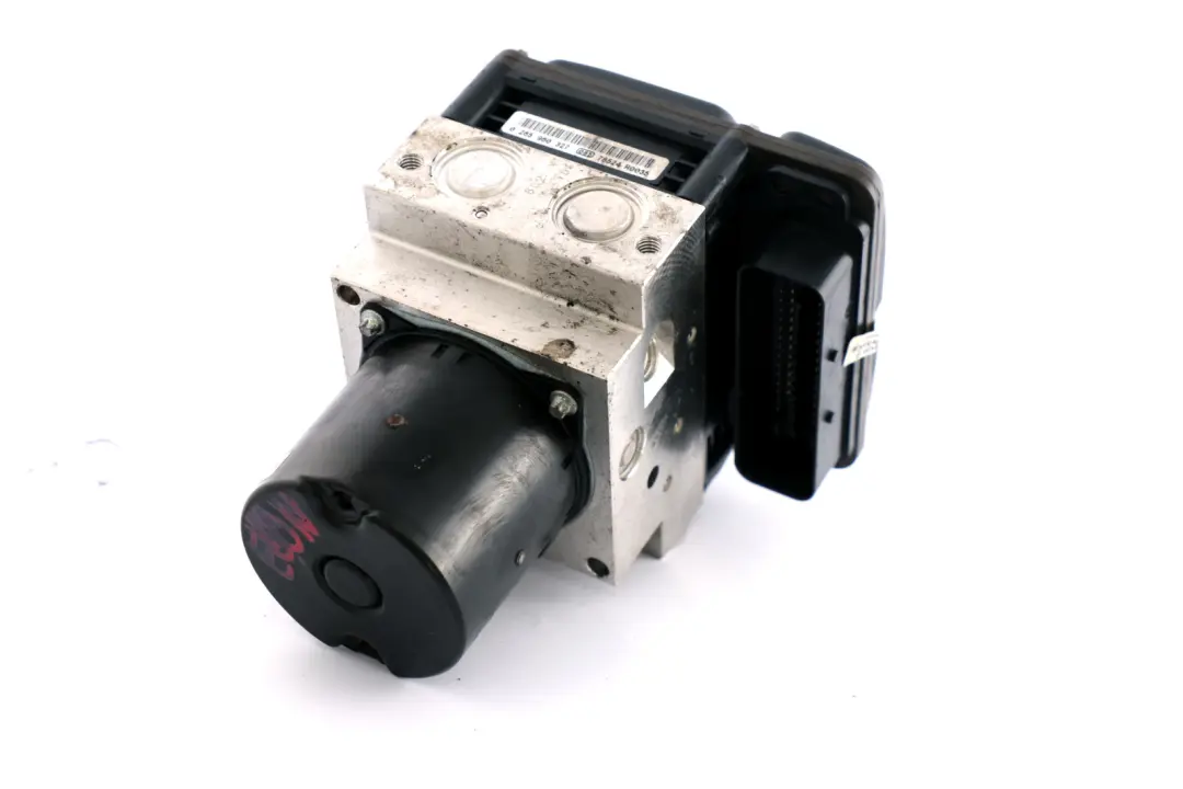 Pompa Hamulcowa Sterownik ABS DSC 6784153 do BMW E60 E61 E63 E64 LCI o numerze 6784151 BMW E60 E61 E63 E64 LCI Pompa Hamulcowa Sterownik ABS DSC 6784153 - SKU 6784151 - Numer Części 6784151