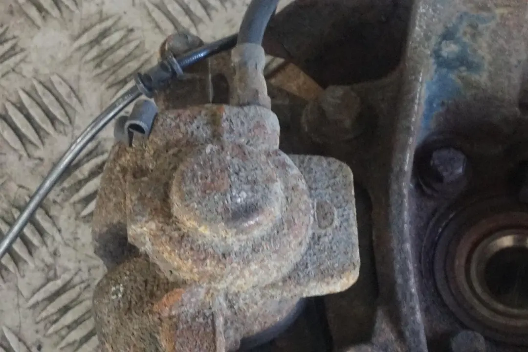 174PS Federbein Vorn Rechts für Mini R55 Clubman Cooper S N14 mit Teilenummer 6784514 Mini R55 Clubman Cooper S N14 174PS Federbein Vorn Rechts - SKU 6784514-1 - Teilenummer 6784514