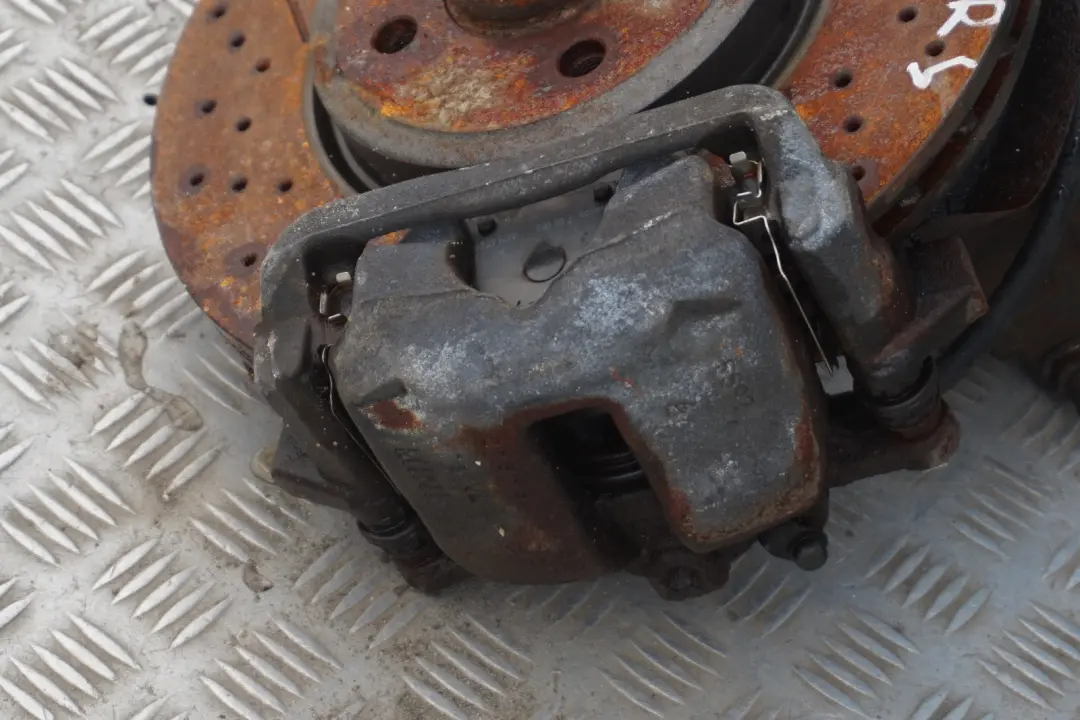 Front Right O/S Spring Strut Leg Brake Suspension Hub to Mini R55 Clubman S N14 with Part number 6784513 Mini R55 Clubman S N14 Front Right O/S Spring Strut Leg Brake Suspension Hub - SKU 6784514 - Part number 6784513