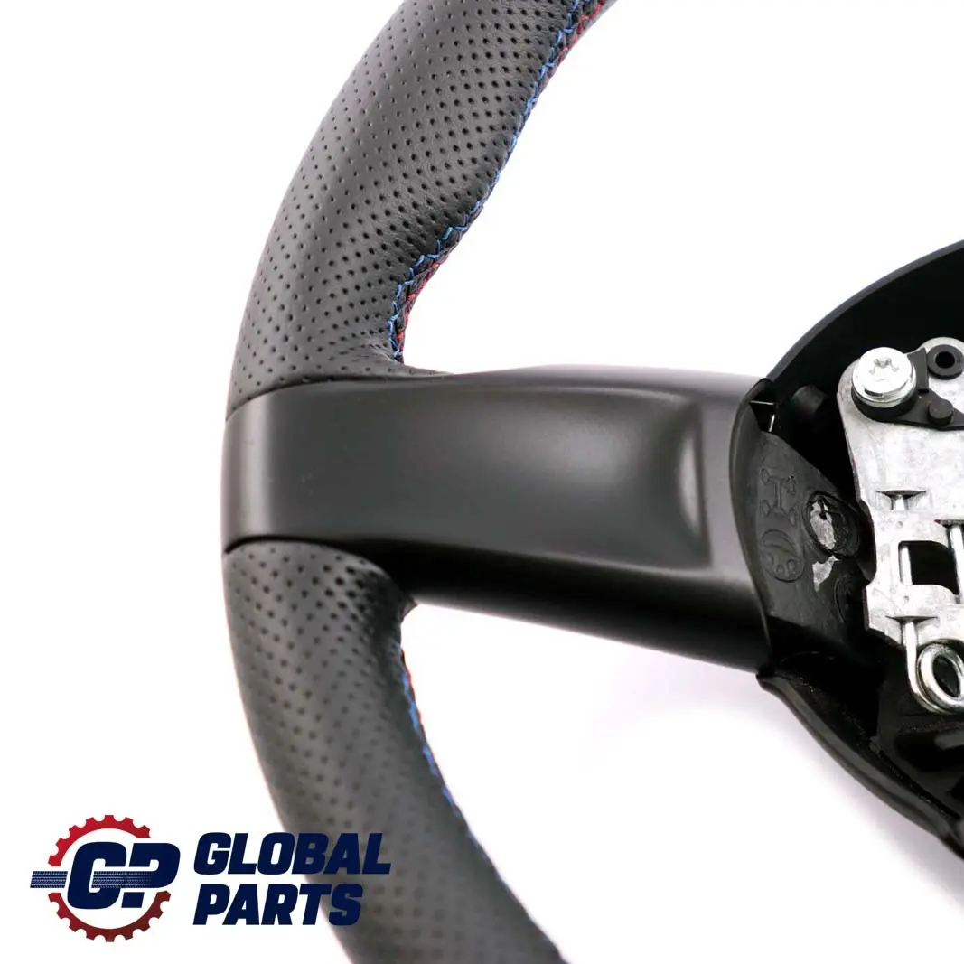 Neuf Cuir Sport Volant Comme M Cuir pour BMW Z4 E85 à propos du numéro de pièce 6784840 BMW Z4 E85 Neuf Cuir Sport Volant Comme M Cuir - SKU 6784840-1 - Numéro de pièce 6784840