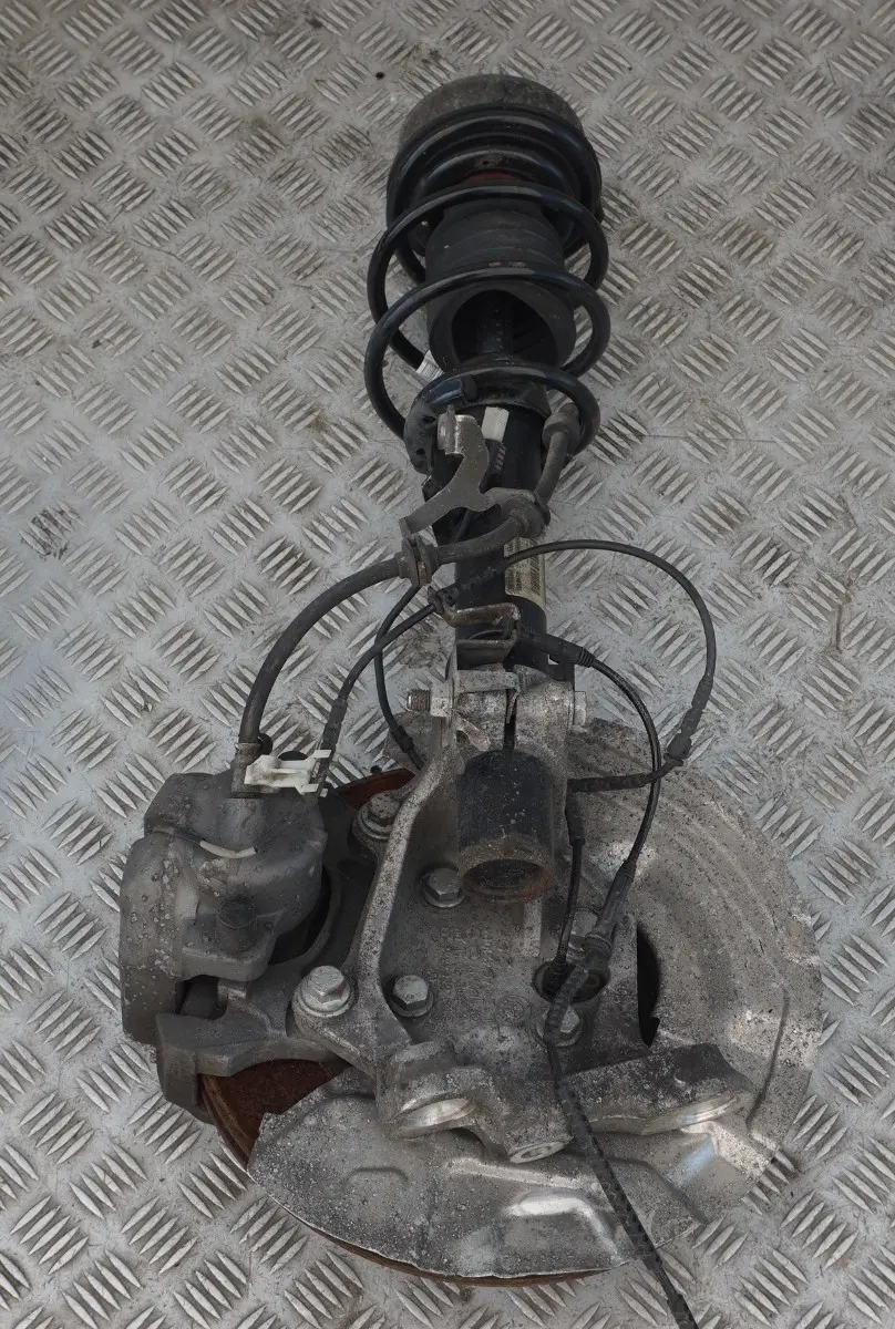 Front Left N/S Suspension Leg Brake Axle Disc Set to BMW Z4 Series E89 30i Roadster with Part number 6784917 BMW Z4 Series E89 30i Roadster Front Left N/S Suspension Leg Brake Axle Disc Set - SKU 6784917-1 - Part number 6784917