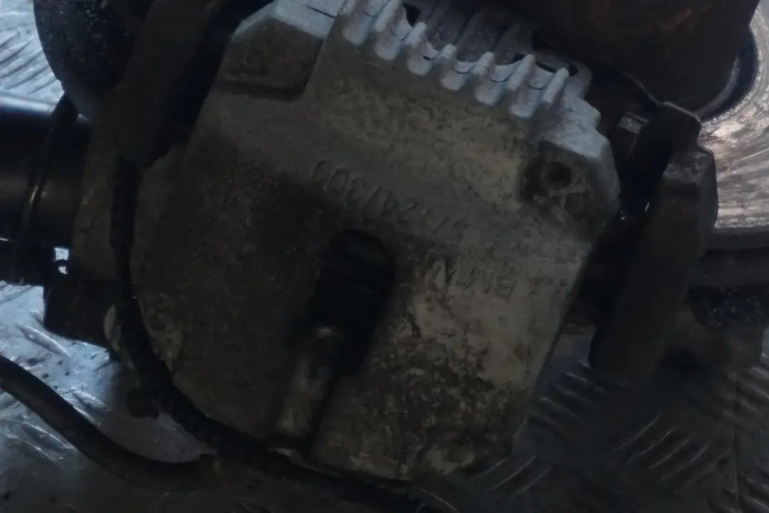 Zawieszenie Zwrotnica Amortyzator Noga Prawy Przód do BMW Z4 E89 18i o numerze 6784918 BMW Z4 E89 18i Zawieszenie Zwrotnica Amortyzator Noga Prawy Przód - SKU 6784918-2 - Numer Części 6784918