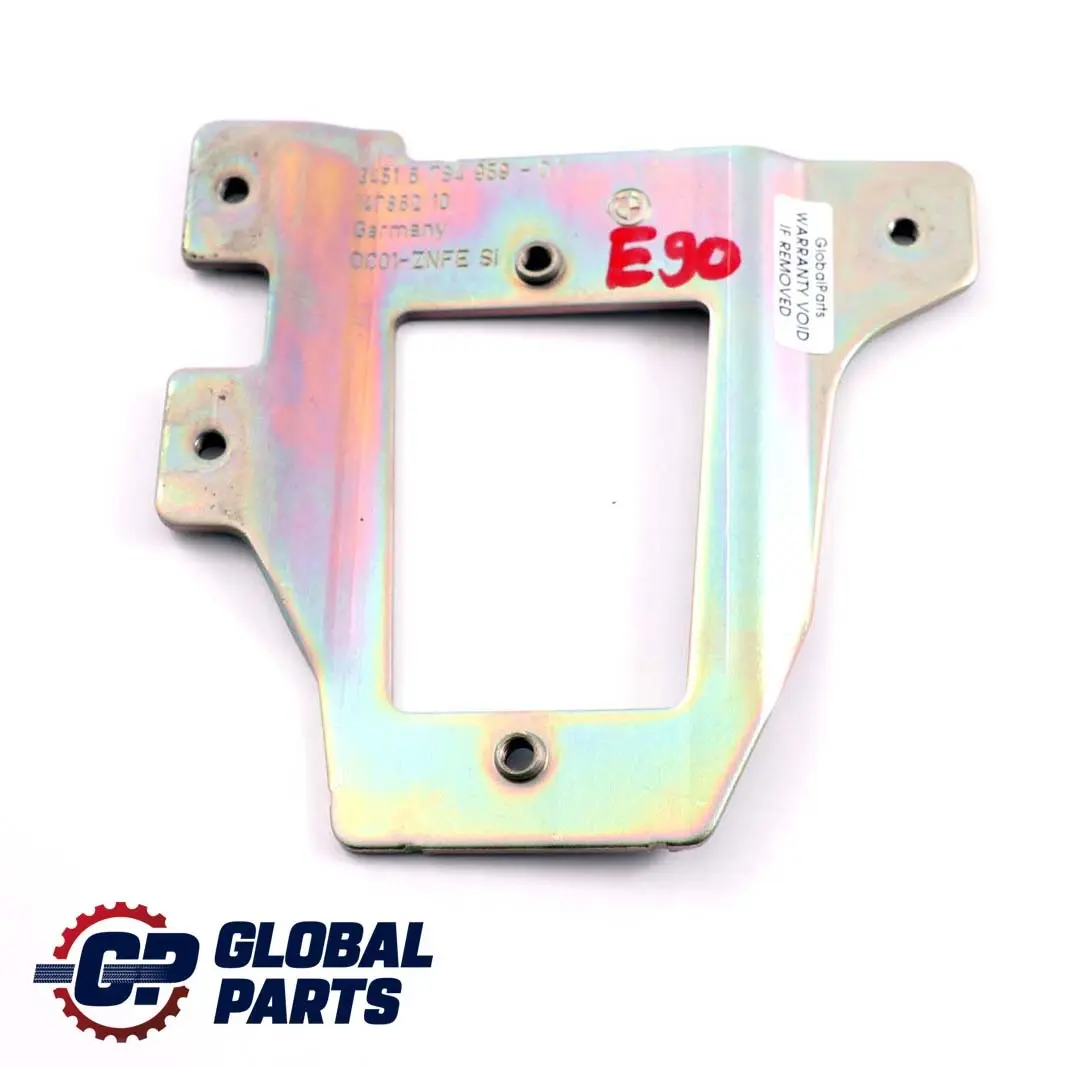 Support de fixation Capteur de vitesse pour BMW E81 E87 LCI E90 LCI E92 E93 à propos du numéro de pièce 6784959 BMW E81 E87 LCI E90 LCI E92 E93 Support de fixation Capteur de vitesse - SKU 6784959 - Numéro de pièce 6784959