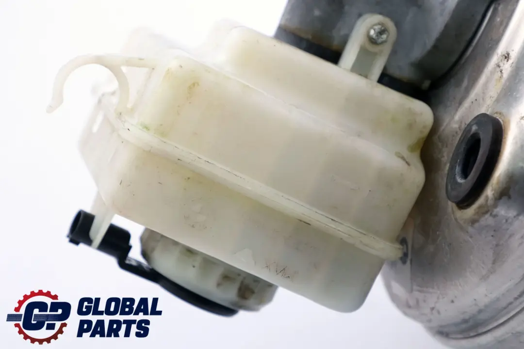 M54 Booster Freno Zylindermontagewinkel 6765936 per BMW E60 E60N E61 con numero di parte 6784972 BMW E60 E60N E61 M54 Booster Freno Zylindermontagewinkel 6765936 - SKU 6784972 - Numero di parte 6784972