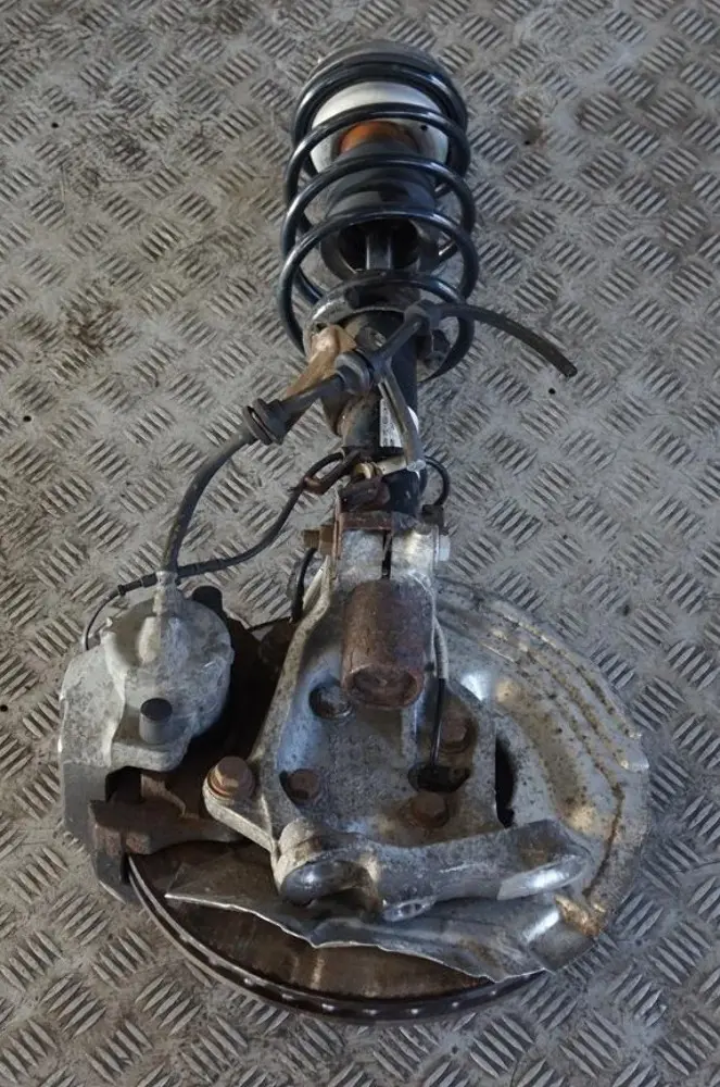 BMW E92 325i N53 Frente Izquierda Primavera Strut Pierna Suspension Hub - SKU 6785589-2 - Número de pieza 6785589