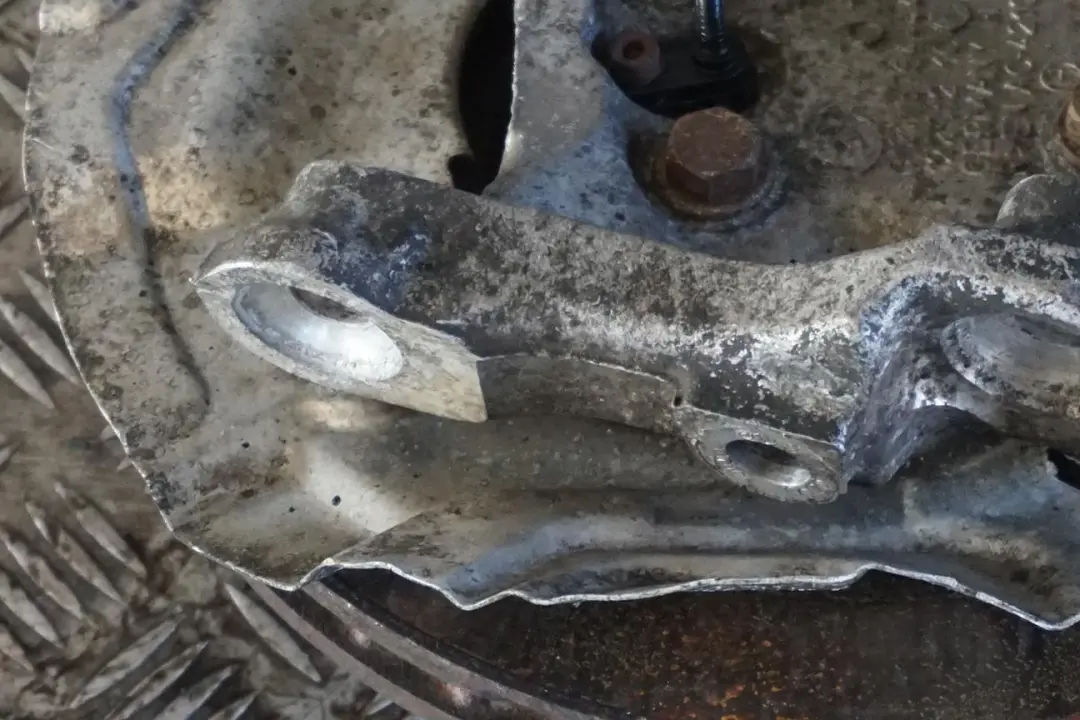 N53 Set Molla Sospensioni Cuscinetto Perno Anteriore Sinistro per BMW E92 325i con numero di parte 6785590 BMW E92 325i N53 Set Molla Sospensioni Cuscinetto Perno Anteriore Sinistro - SKU 6785590-1 - Numero di parte 6785590