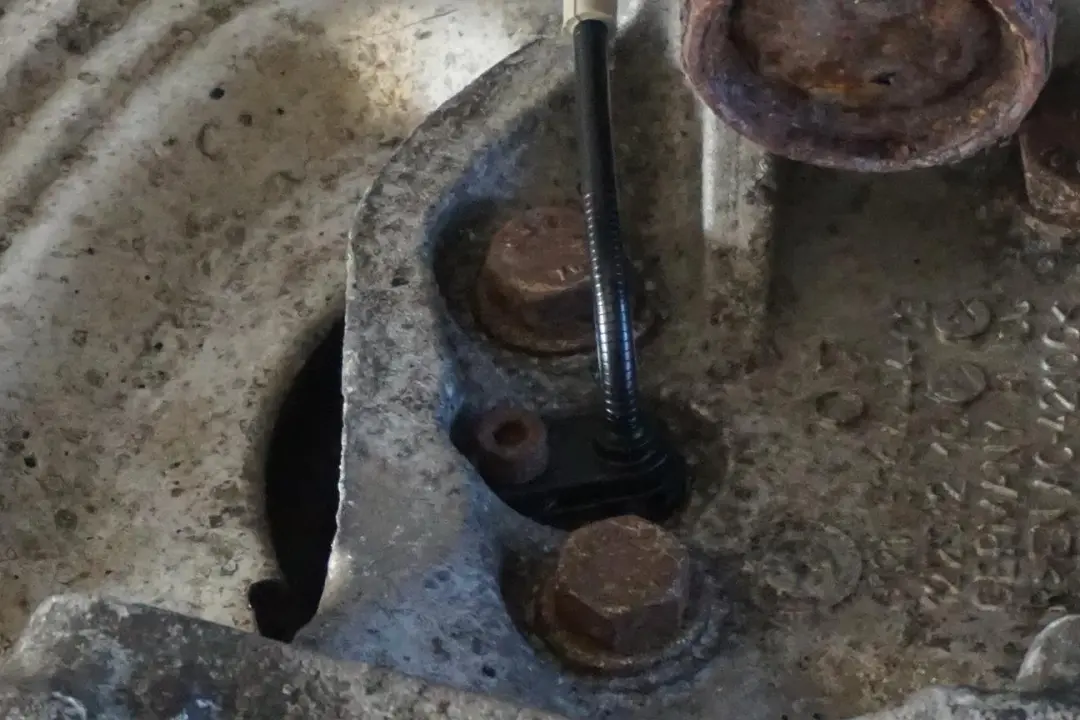 N53 delantero derecho O / S Primavera Strut Pierna Suspension Hub para BMW E92 325i con número de pieza 6785590 BMW E92 325i N53 delantero derecho O / S Primavera Strut Pierna Suspension Hub - SKU 6785590-1 - Número de pieza 6785590