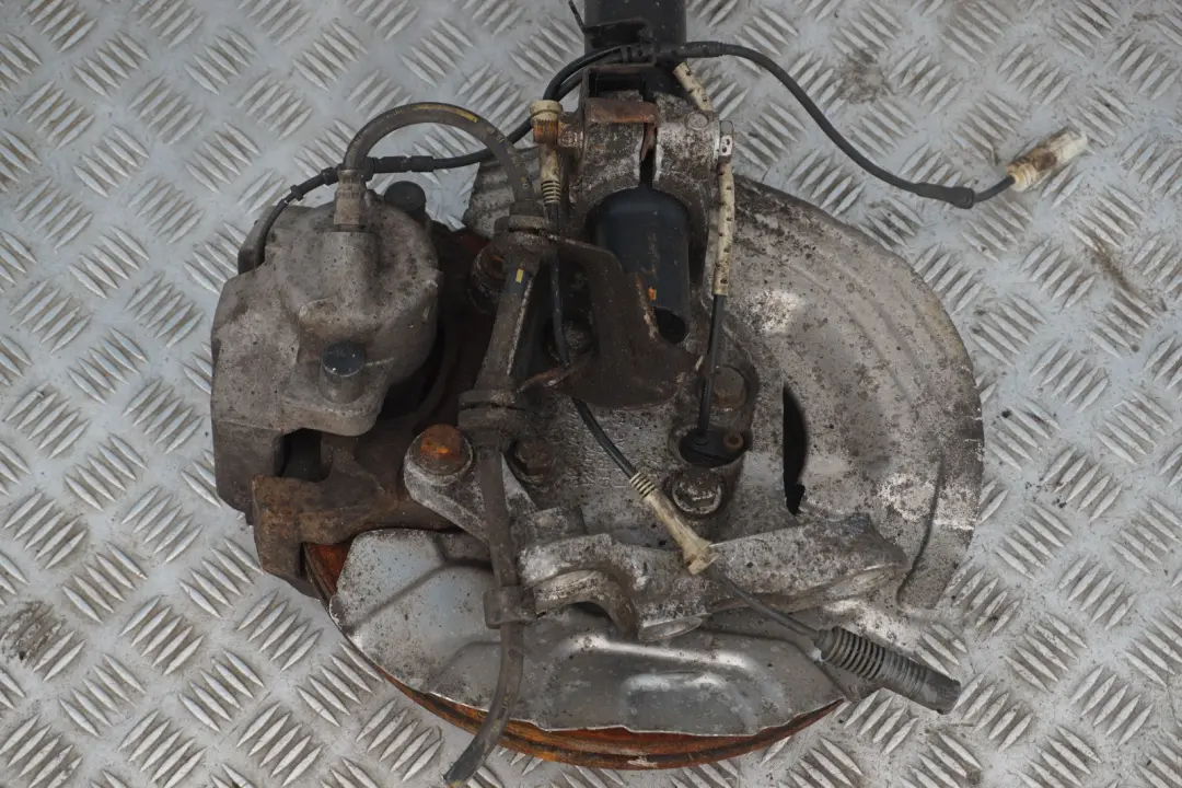 M57N2 Delantero Izquierdo Muelle Strut Freno Suspensión Pierna Hub para BMW E91 330d con número de pieza 6786013 BMW E91 330d M57N2 Delantero Izquierdo Muelle Strut Freno Suspensión Pierna Hub - SKU 6786013-2 - Número de pieza 6786013