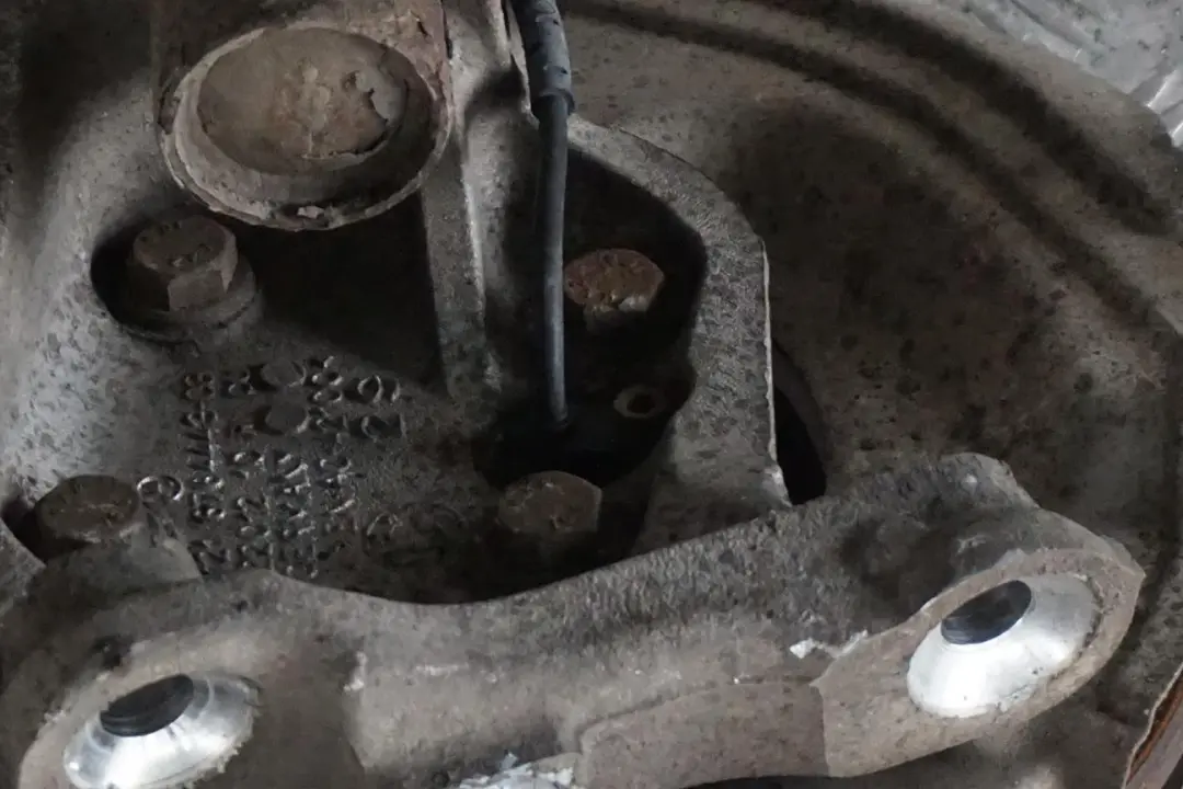 N47 143PS Stoßdämpfer Federbein Vorn Links Vorderachse für BMW 3 E91 Kombi 318d mit Teilenummer 6786013 BMW 3 E91 Kombi 318d N47 143PS Stoßdämpfer Federbein Vorn Links Vorderachse - SKU 6786013-3 - Teilenummer 6786013