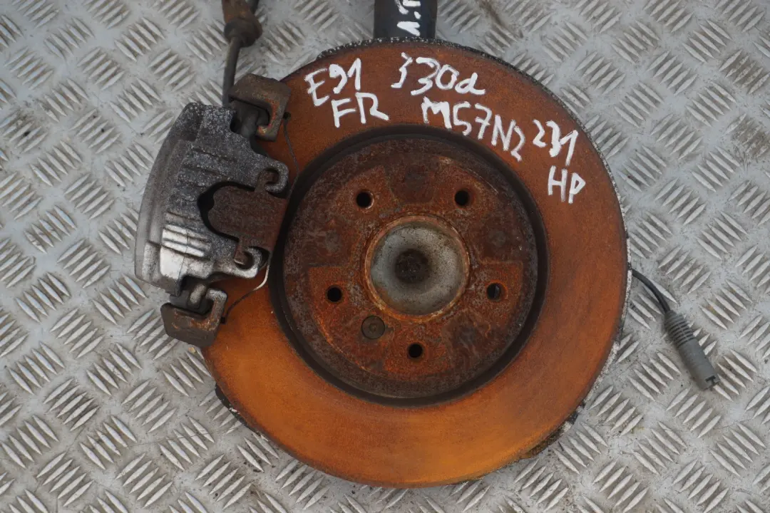 M57N2 delantero derecho resorte puntal freno suspensión pierna cubo para BMW E91 330d con número de pieza 6786013 BMW E91 330d M57N2 delantero derecho resorte puntal freno suspensión pierna cubo - SKU 6786014-3 - Número de pieza 6786013