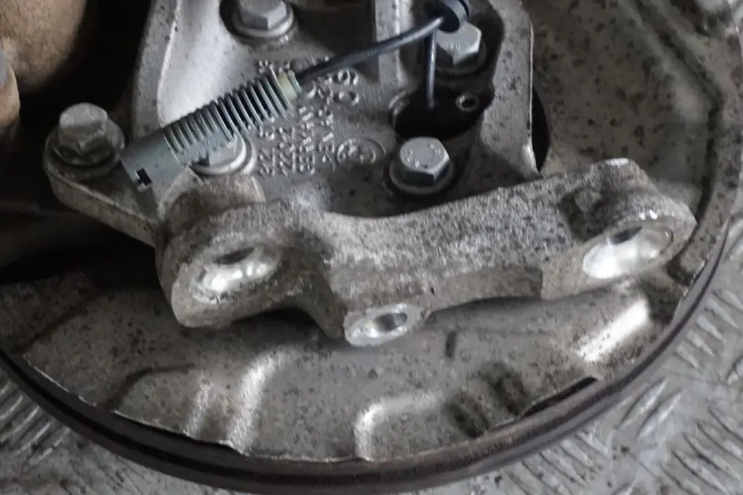 N47N M Ammortizzatori Sport Anteriore Sinistro per BMW E91 Touring 318d con numero di parte 6786015 BMW E91 Touring 318d N47N M Ammortizzatori Sport Anteriore Sinistro - SKU 6786015-1 - Numero di parte 6786015