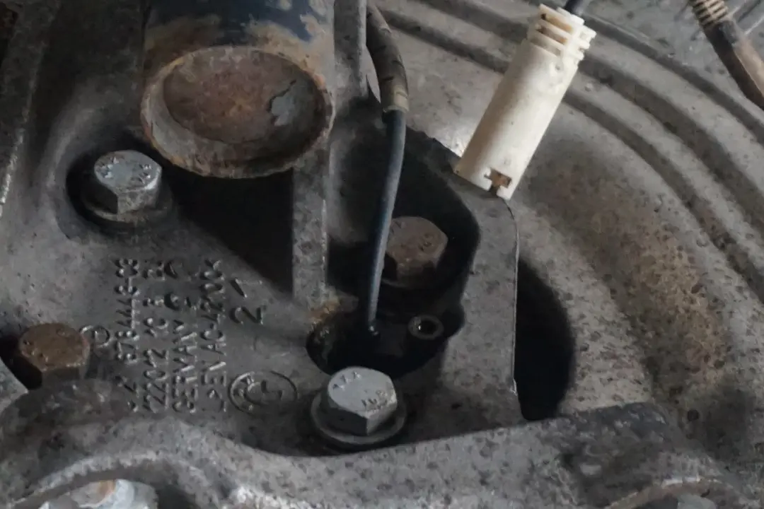 M57N2 M Sport Front Left N/S Spring Strut Suspension Leg to BMW 3 Series E91 330d with Part number 6786015 BMW 3 Series E91 330d M57N2 M Sport Front Left N/S Spring Strut Suspension Leg - SKU 6786015 - Part number 6786015