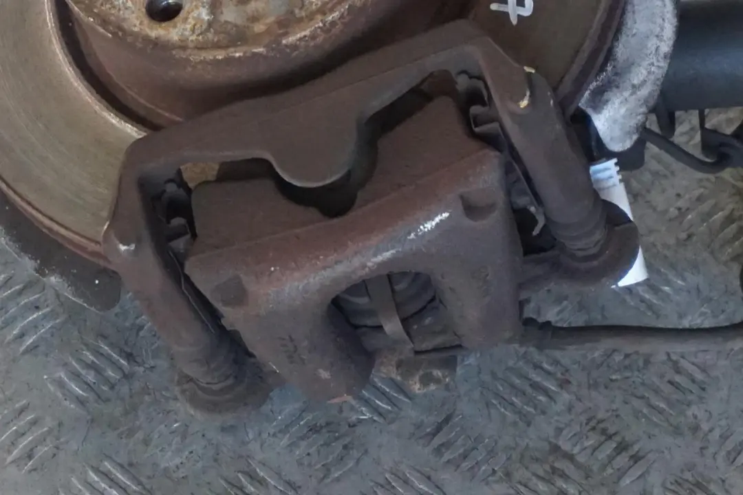 N47 Stoßdämpfer Federbein vorn links Schwenklager Bremss für BMW 1 er E87 LCI 118d mit Teilenummer 6786017 BMW 1 er E87 LCI 118d N47 Stoßdämpfer Federbein vorn links Schwenklager Bremss - SKU 6786017-8 - Teilenummer 6786017