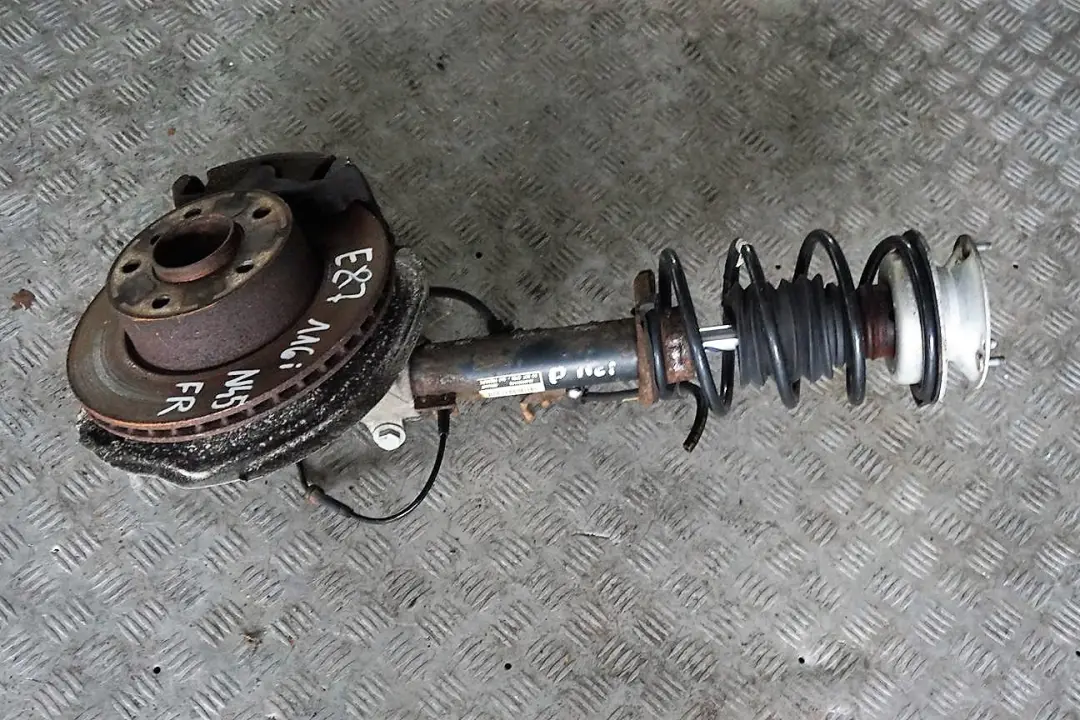 BMW E87 116i N45 Front Right O/S Spring Strut Brake Calliper Suspension Axle Leg - SKU 6786018-2 - Part number 6786018