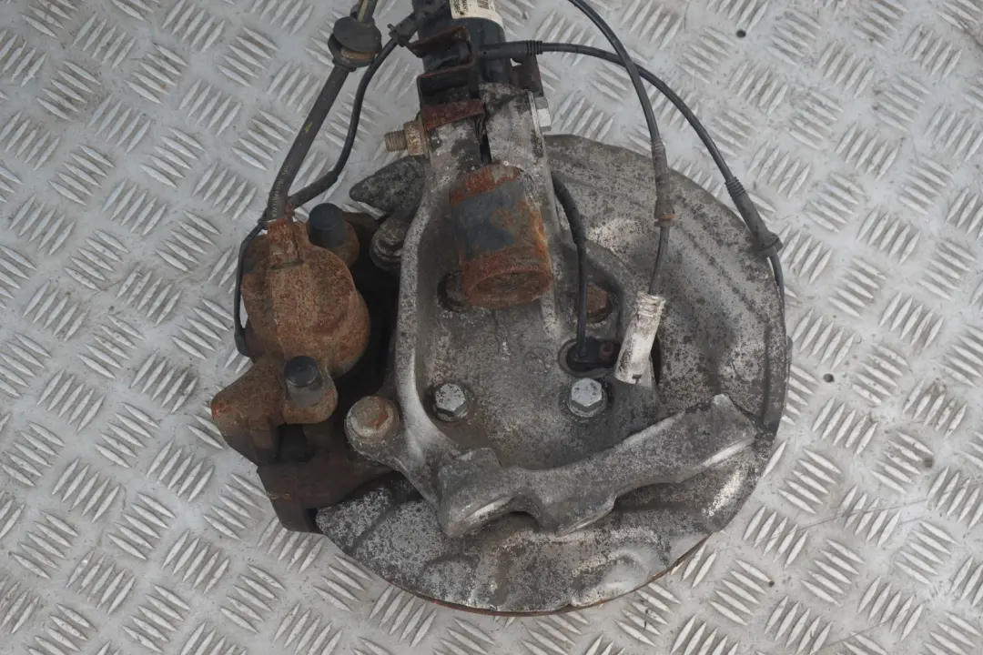 N47 Front Left N/S Spring Strut Brake Suspension Leg Hub to BMW 1 Series E82 120d with Part number 6786021 BMW 1 Series E82 120d N47 Front Left N/S Spring Strut Brake Suspension Leg Hub - SKU 6786021-3 - Part number 6786021