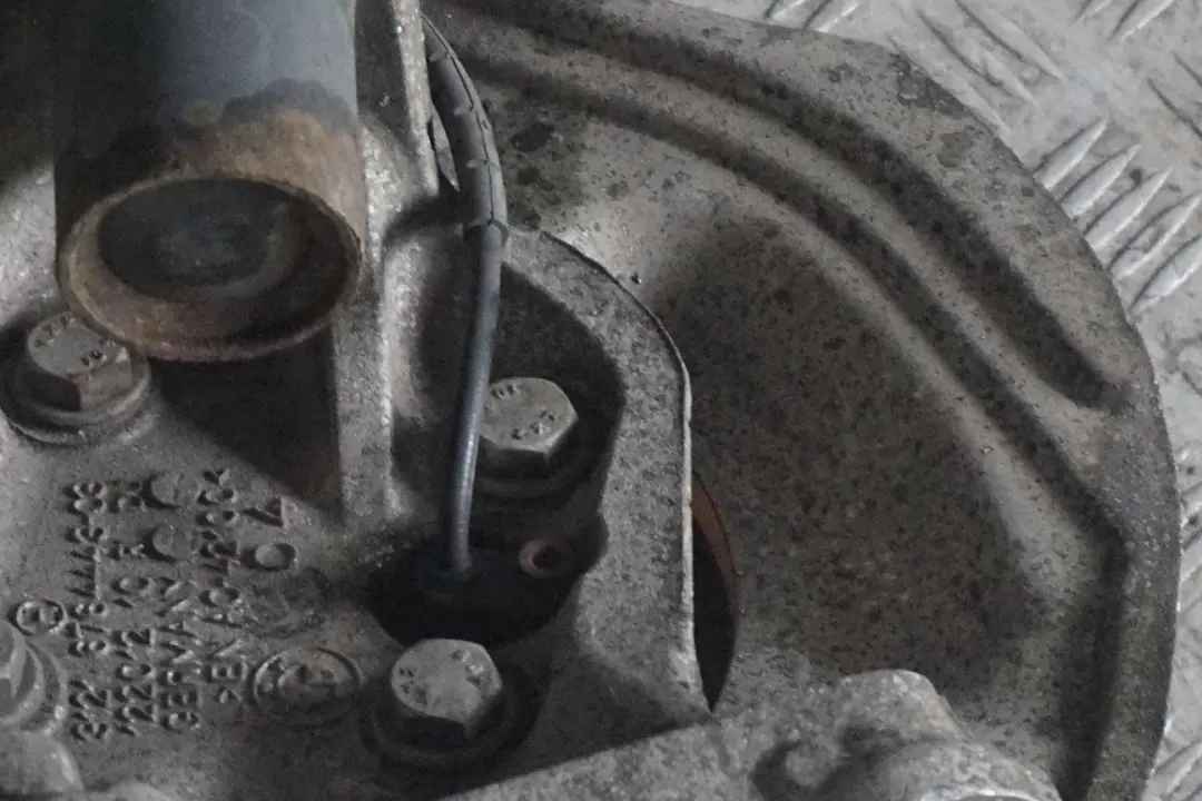 N43 170PS Kit Amortisseur Pivotement a L'Avant Gauche pour BMW E82 120i à propos du numéro de pièce 6786021 BMW E82 120i N43 170PS Kit Amortisseur Pivotement a L'Avant Gauche - SKU 6786021-6 - Numéro de pièce 6786021