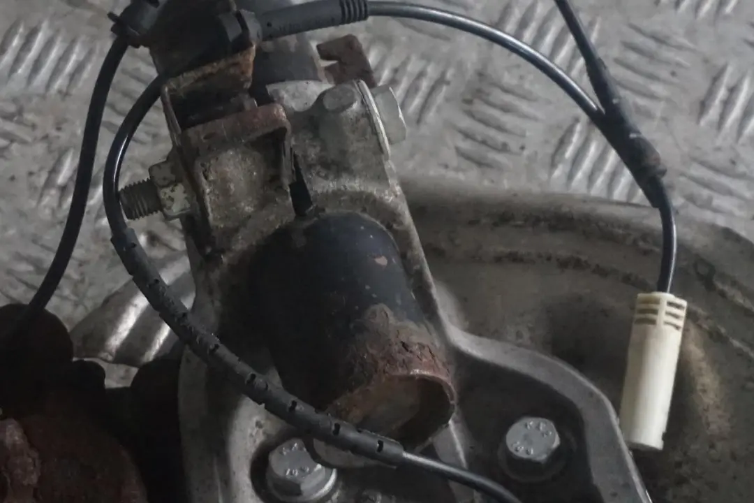 N47 Amortyzator zwrotnica przód 116HP do BMW E81 116d o numerze 6786021 BMW E81 116d N47 Amortyzator zwrotnica przód 116HP - SKU 6786021-7 - Numer Części 6786021