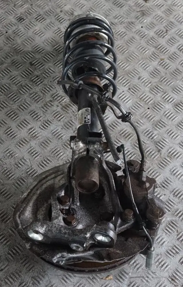 N47 Delantero Derecho Muelle Strut Freno Suspensión Pierna Cubo para BMW E82 118d con número de pieza 6786022 BMW E82 118d N47 Delantero Derecho Muelle Strut Freno Suspensión Pierna Cubo - SKU 6786022-3 - Número de pieza 6786022