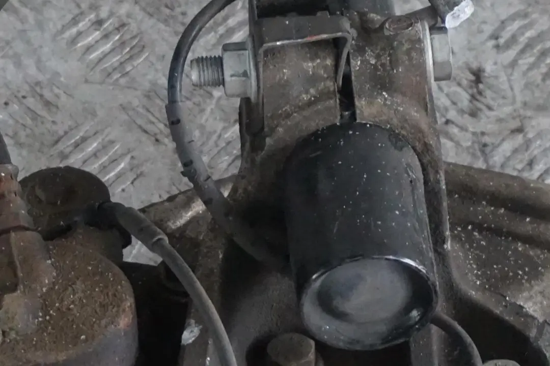 N47 Amortyzator zwrotnica lewa SPORT do BMW E81 118d o numerze 6786023 BMW E81 118d N47 Amortyzator zwrotnica lewa SPORT - SKU 6786023-1 - Numer Części 6786023