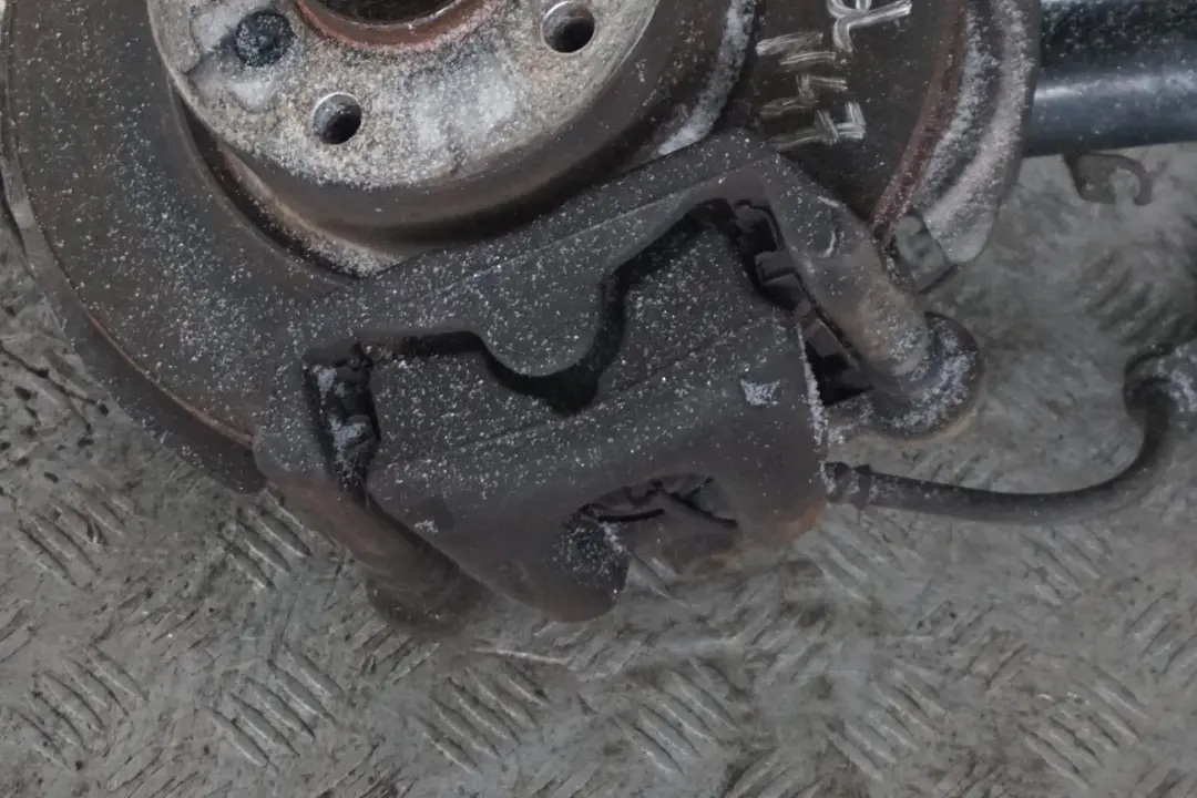 N47 Amortyzator zwrotnica lewa SPORT do BMW E81 118d o numerze 6786023 BMW E81 118d N47 Amortyzator zwrotnica lewa SPORT - SKU 6786023-1 - Numer Części 6786023