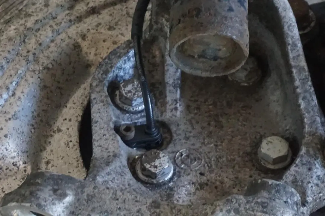 N47 143PS M Sport Molla Sospensioni Cuscinetto Perno Ant. Destra per BMW E88 118d con numero di parte 6786028 BMW E88 118d N47 143PS M Sport Molla Sospensioni Cuscinetto Perno Ant. Destra - SKU 6786028-2 - Numero di parte 6786028