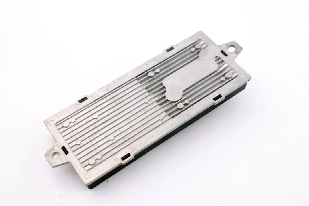 Unidad De Control Dynamic Drive Eje Delantero Suspension para BMW E60 E65 con número de pieza 6786139 BMW E60 E65 Unidad De Control Dynamic Drive Eje Delantero Suspension - SKU 6786139 - Número de pieza 6786139